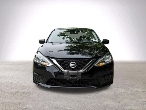 Used 2017 Nissan Sentra SV FWD image 3