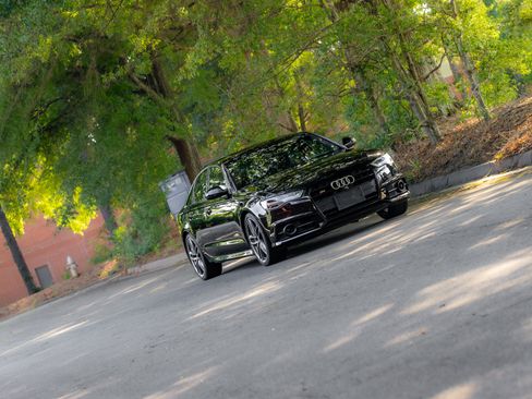 Used 2017 Audi S6 Prestige w/ Prestige Package AWD/4WD image 48