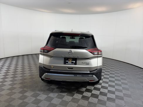 Certified 2023 Nissan Rogue Platinum w/ Platinum Premium Package AWD/4WD image 9