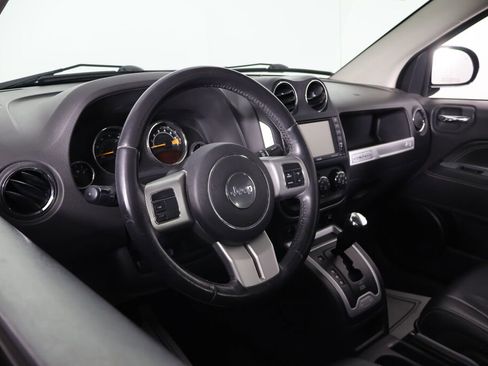 Used 2016 Jeep Compass High Altitude image 10