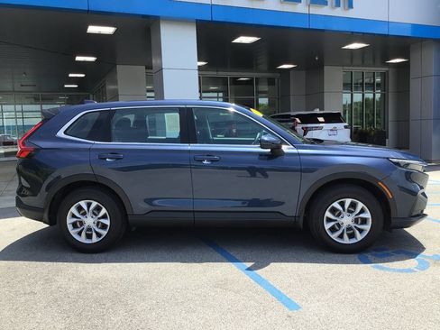 Used 2024 Honda CR-V LX image 5