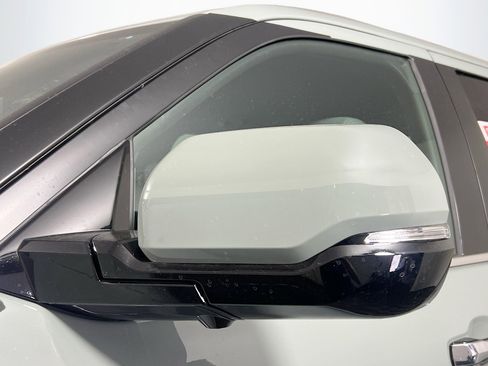 New 2026 Toyota Tundra Limited AWD/4WD image 12