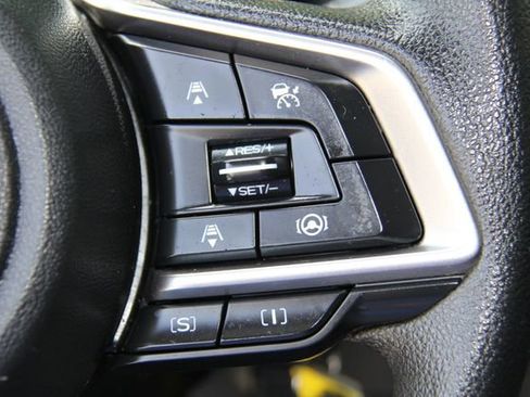 Used 2023 Subaru Crosstrek 2.0i image 19