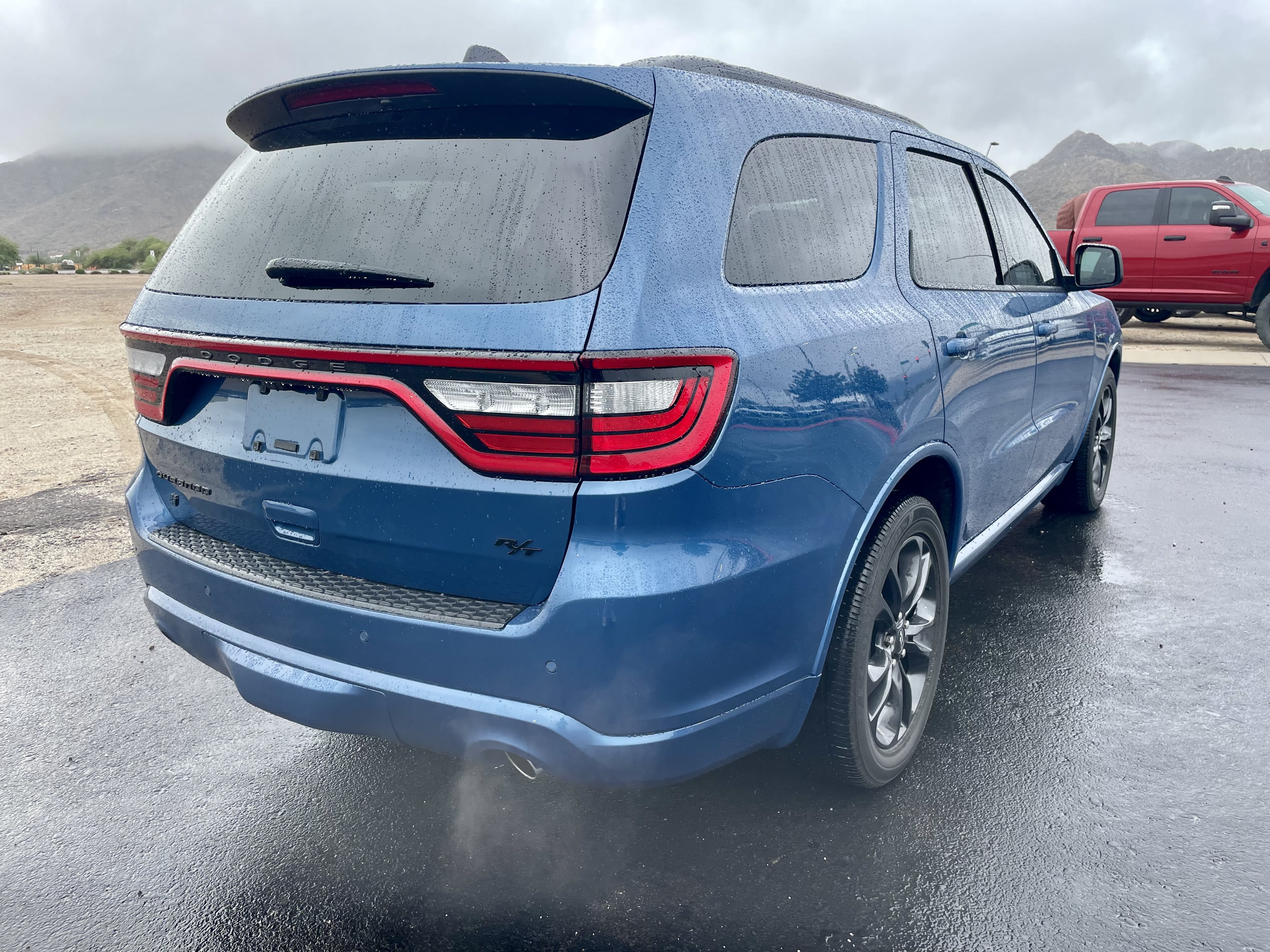 Used 2023 Dodge Durango R/T w/ Blacktop Package AWD/4WD image 5