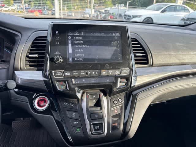 Used 2023 Honda Odyssey Elite image 14