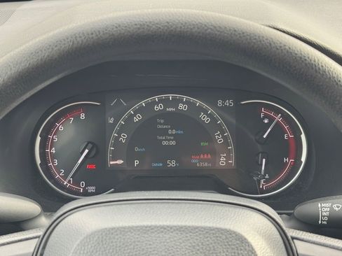 Used 2025 Toyota RAV4 XLE AWD/4WD image 14