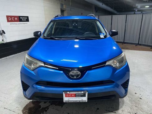 Used 2018 Toyota RAV4 LE w/ All Weather Liner Package AWD/4WD image 6