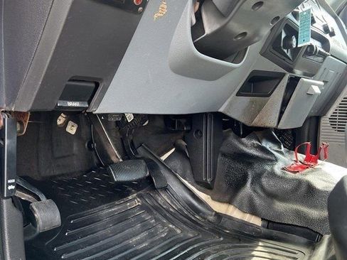 Used 2013 Ford F450 XL w/ Snow Plow Prep Pkg image 15