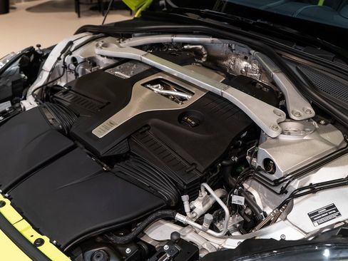 Used 2023 Aston Martin DBX 707 image 19