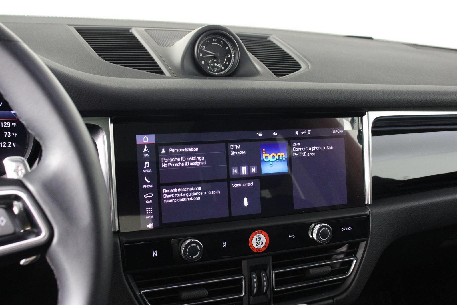 Certified 2026 Porsche Macan AWD/4WD image 13