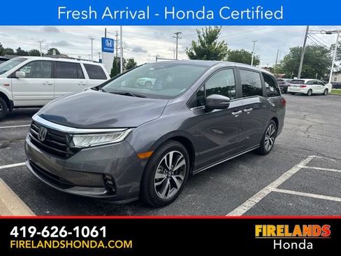 Used 2024 Honda Odyssey Touring image 2