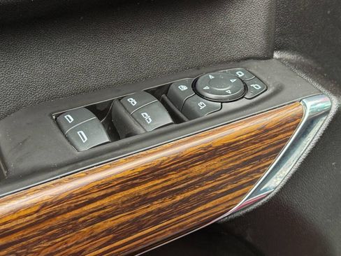 Used 2021 Chevrolet Silverado 1500 High Country w/ Technology Package image 30