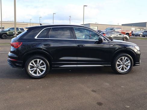 Used 2024 Audi Q3 2.0T Premium image 9