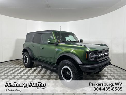 Certified 2024 Ford Bronco Outer Banks w/ Sasquatch Package image 1