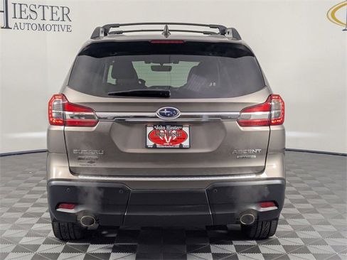 Used 2022 Subaru Ascent Limited w/ Technology Package image 6