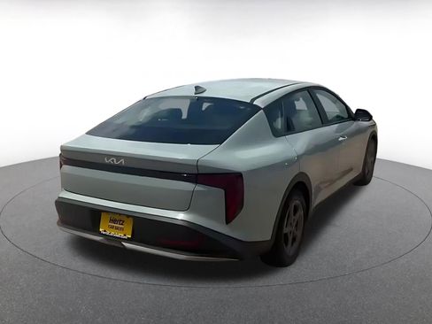 Used 2025 Kia K4 FWD image 15