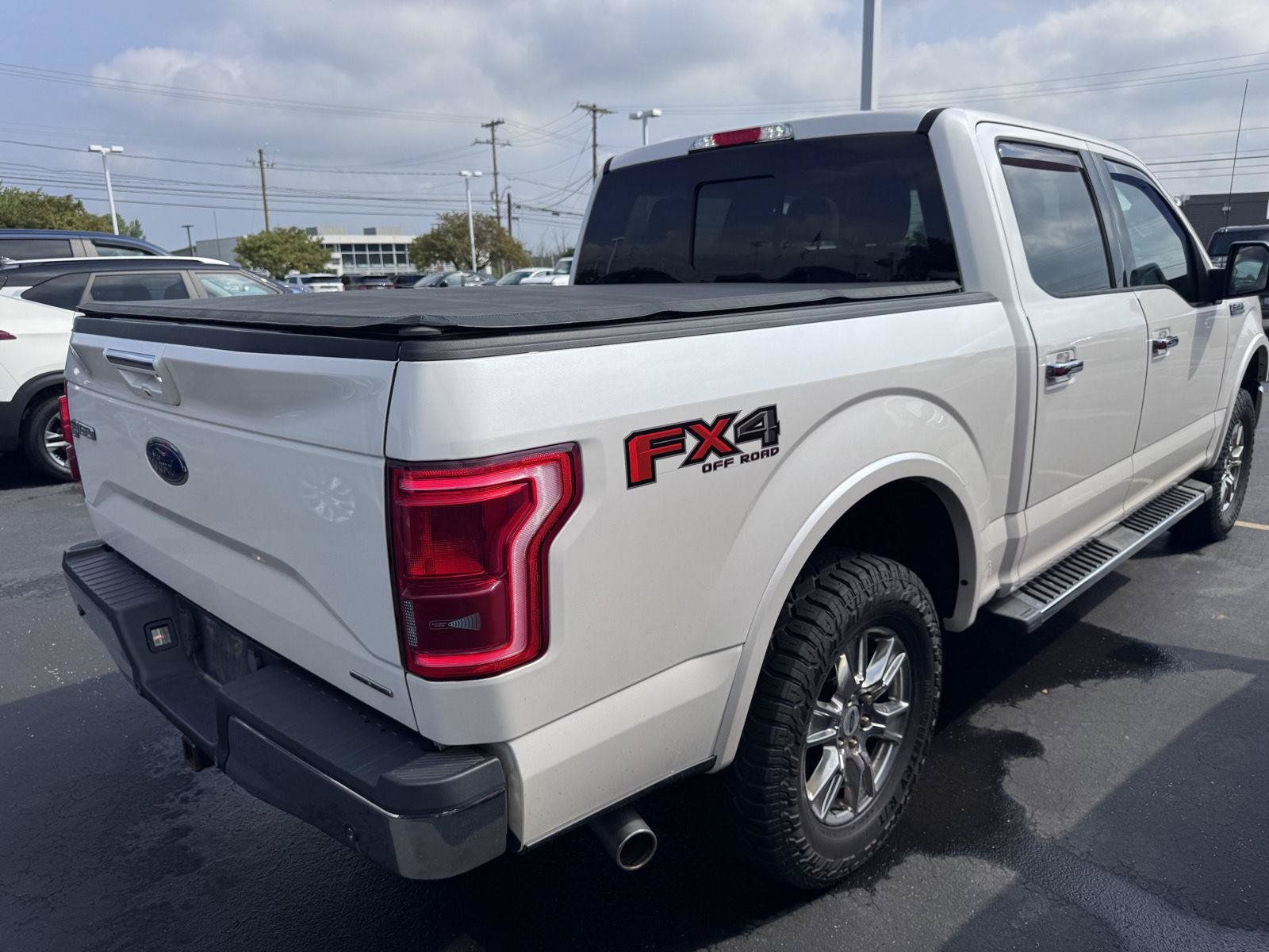 Used 2015 Ford F150 Lariat w/ Equipment Group 502A Luxury AWD/4WD image 3