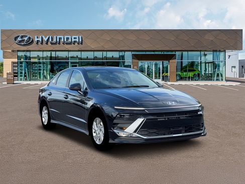 New 2026 Hyundai Sonata SE FWD image 11