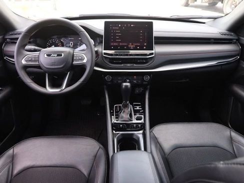 Used 2024 Jeep Compass Trailhawk AWD/4WD image 20