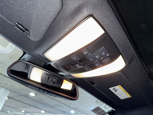 Used 2016 Mercedes-Benz CLS 400 image 32