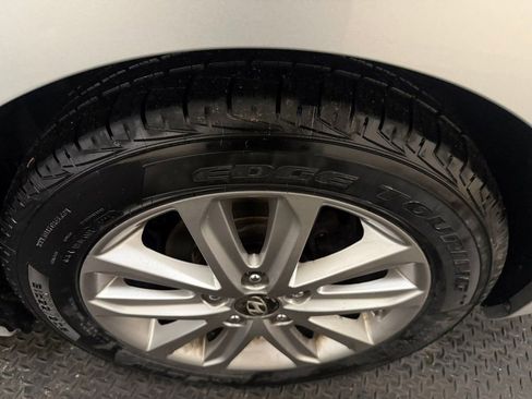 Used 2015 Hyundai Elantra SE w/ Option Group 02 image 17