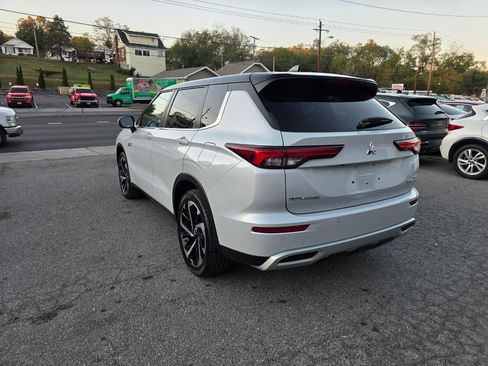 Used 2023 Mitsubishi Outlander Ralliart AWD/4WD image 7