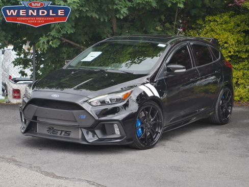 Used 2017 Ford Focus RS AWD/4WD image 1