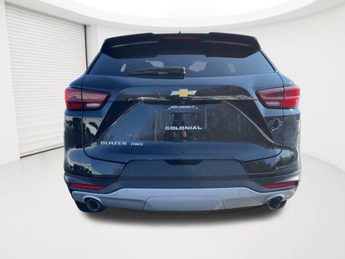 New 2025 Chevrolet Blazer LT w/ Convenience Package AWD/4WD image 7