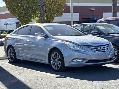 Used 2011 Hyundai Sonata SE w/ Navigation & Sunroof Pkg 4