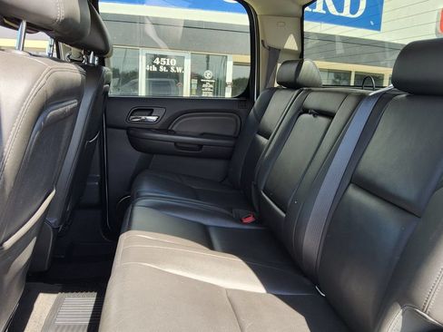 Used 2014 GMC Sierra 3500 Denali AWD/4WD image 28