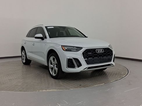 Used 2022 Audi Q5 2.0T Premium Plus w/ Premium Plus Package image 7