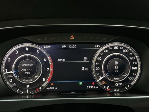 Used 2019 Volkswagen Tiguan SEL image 30