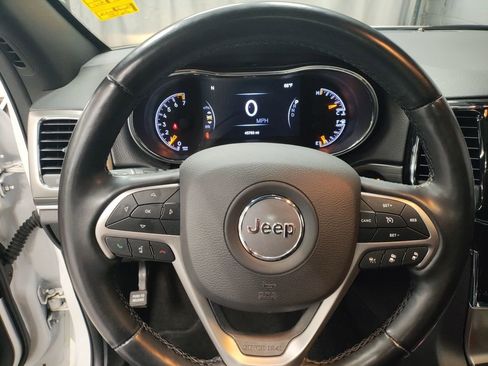 Used 2022 Jeep Grand Cherokee Limited AWD/4WD image 28