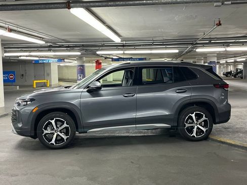 New 2026 Volkswagen Tiguan SE AWD/4WD image 33
