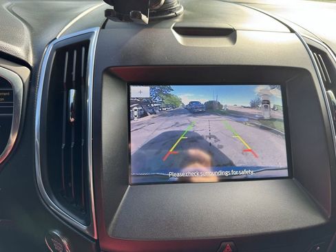 Used 2019 Ford Edge ST w/ Equipment Group 401A AWD/4WD image 13