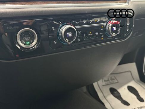 Used 2024 GMC Sierra 1500 Elevation image 4