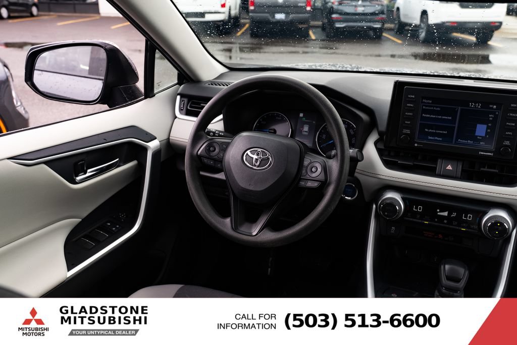 Used 2022 Toyota RAV4 XLE w/ Convenience Package AWD/4WD image 10