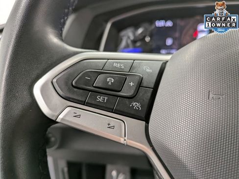 Used 2023 Volkswagen Jetta SE FWD image 17