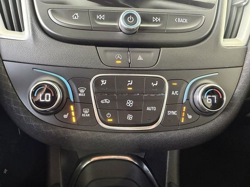 Used 2024 Chevrolet Malibu LT w/ Sport Edition FWD image 18