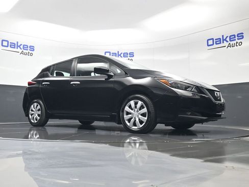 Used 2022 Nissan Leaf S image 35