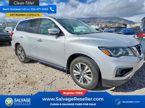 Used 2017 Nissan Pathfinder SL image 5