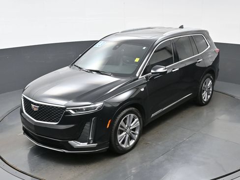 Used 2023 Cadillac XT6 Premium Luxury FWD image 34