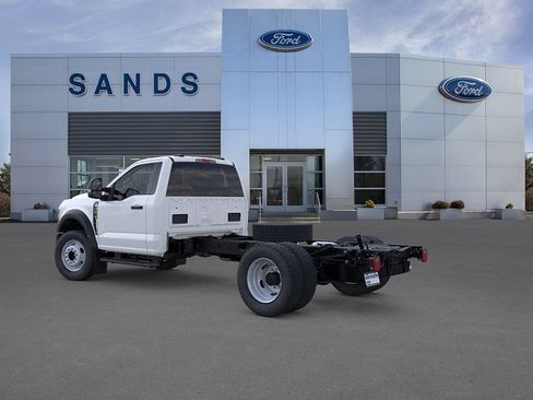 New 2025 Ford F550 4x4 Regular Cab Super Duty image 4