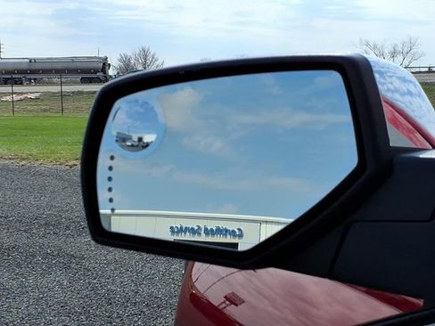 Certified 2018 Chevrolet Silverado 1500 High Country image 16