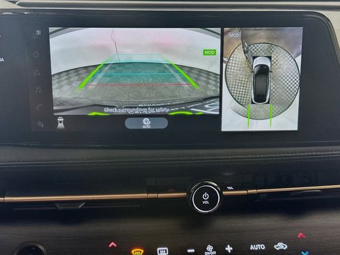 Used 2023 Nissan Ariya FWD image 23