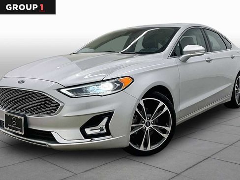 Used 2019 Ford Fusion Titanium FWD image 1