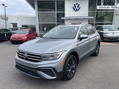 Certified 2024 Volkswagen Tiguan SE w/ Panoramic Sunroof Package