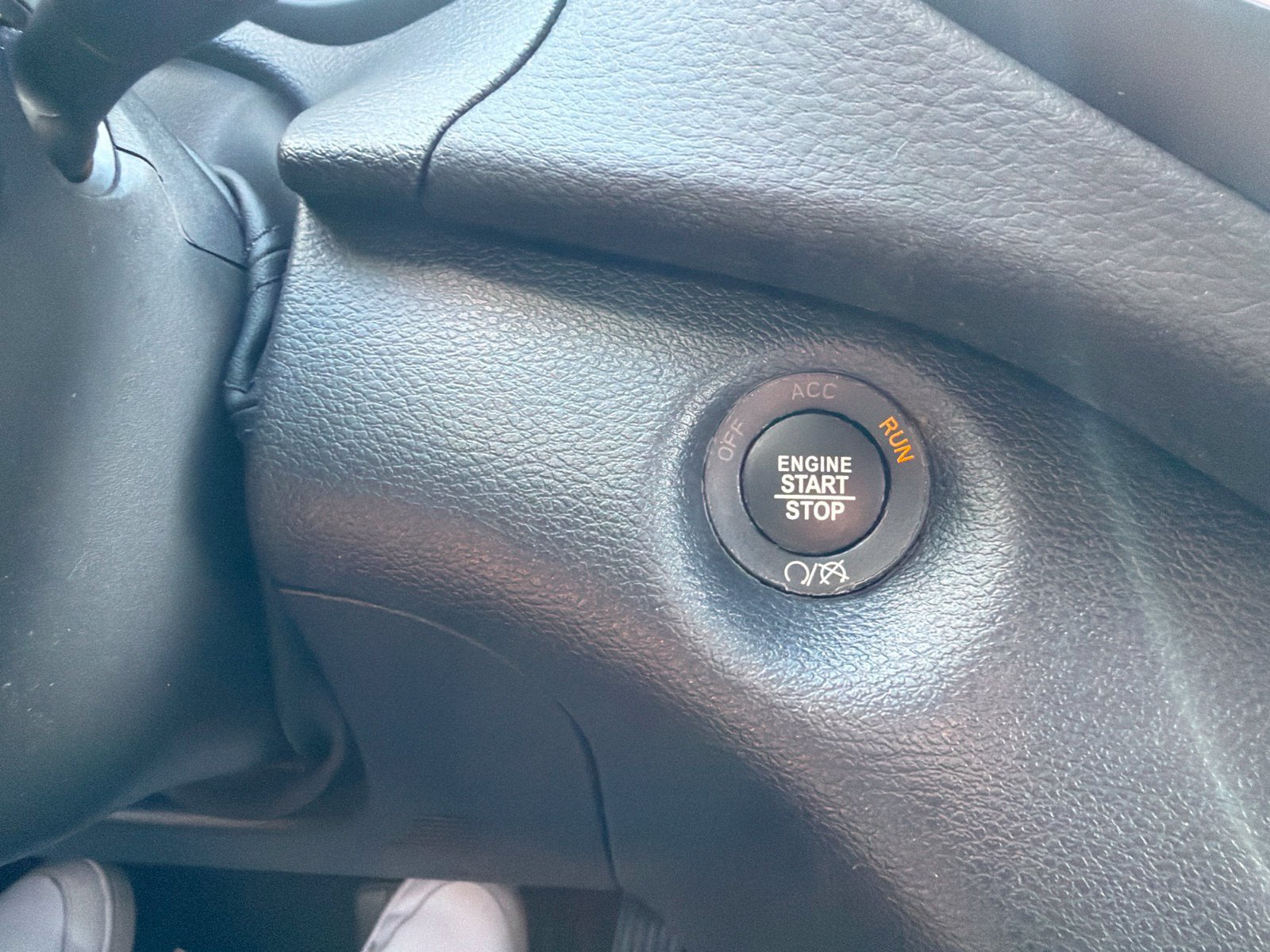 Used 2022 Jeep Cherokee Latitude Lux AWD/4WD image 18