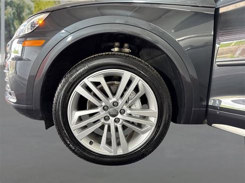 Used 2018 Audi Q5 2.0T Premium Plus w/ Premium Plus Package AWD/4WD image 21