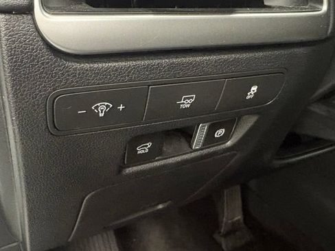 Used 2025 Hyundai Palisade SEL AWD/4WD image 16